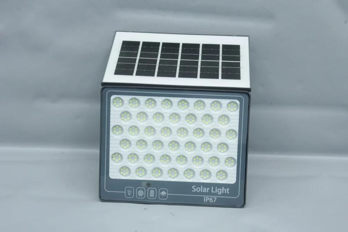 SF05 Folding Solar Flood Light family