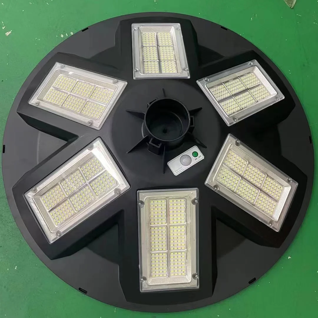 SF14 Solar Courtyard Light family