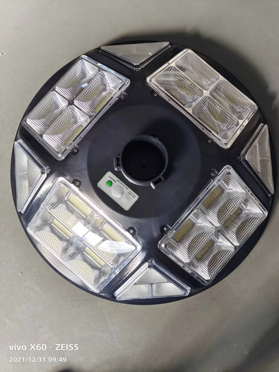 SF20 Solar Courtyard Light family