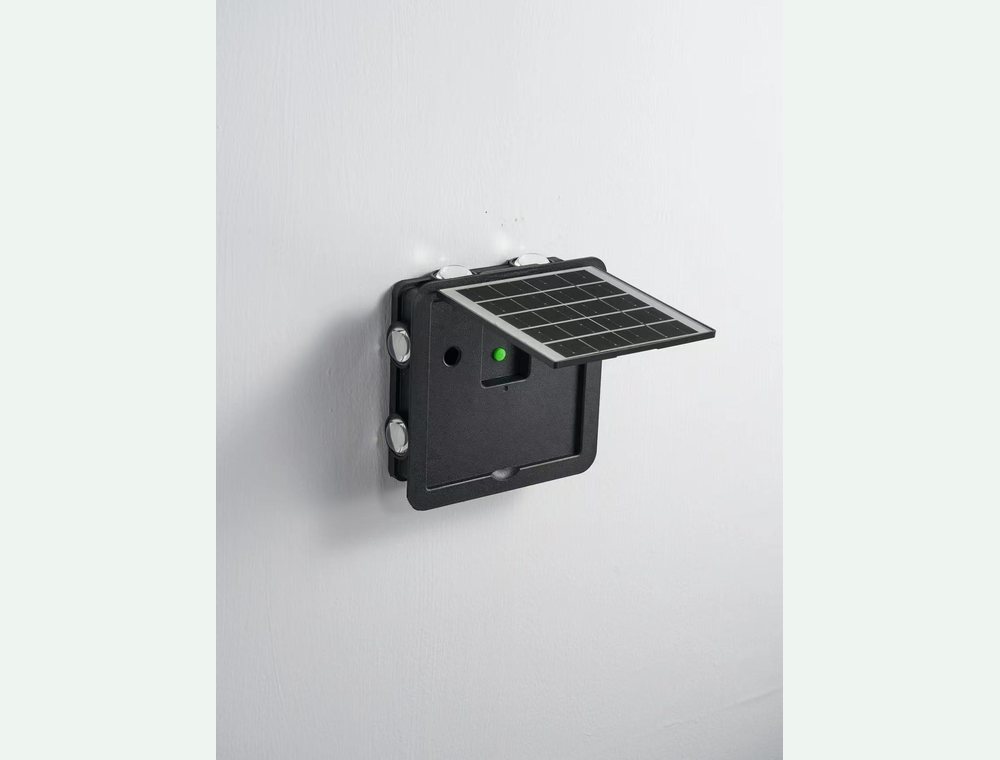 Solar wall light product